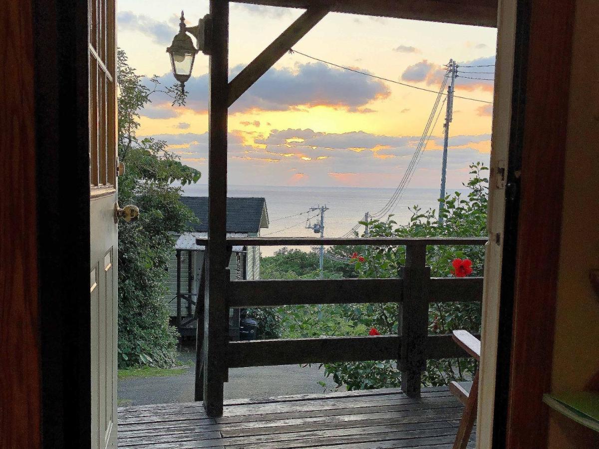 Panorama Ocean View Cottage Motobu Esterno foto