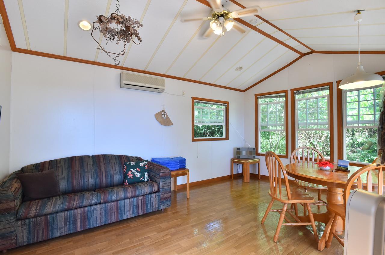 Panorama Ocean View Cottage Motobu Esterno foto